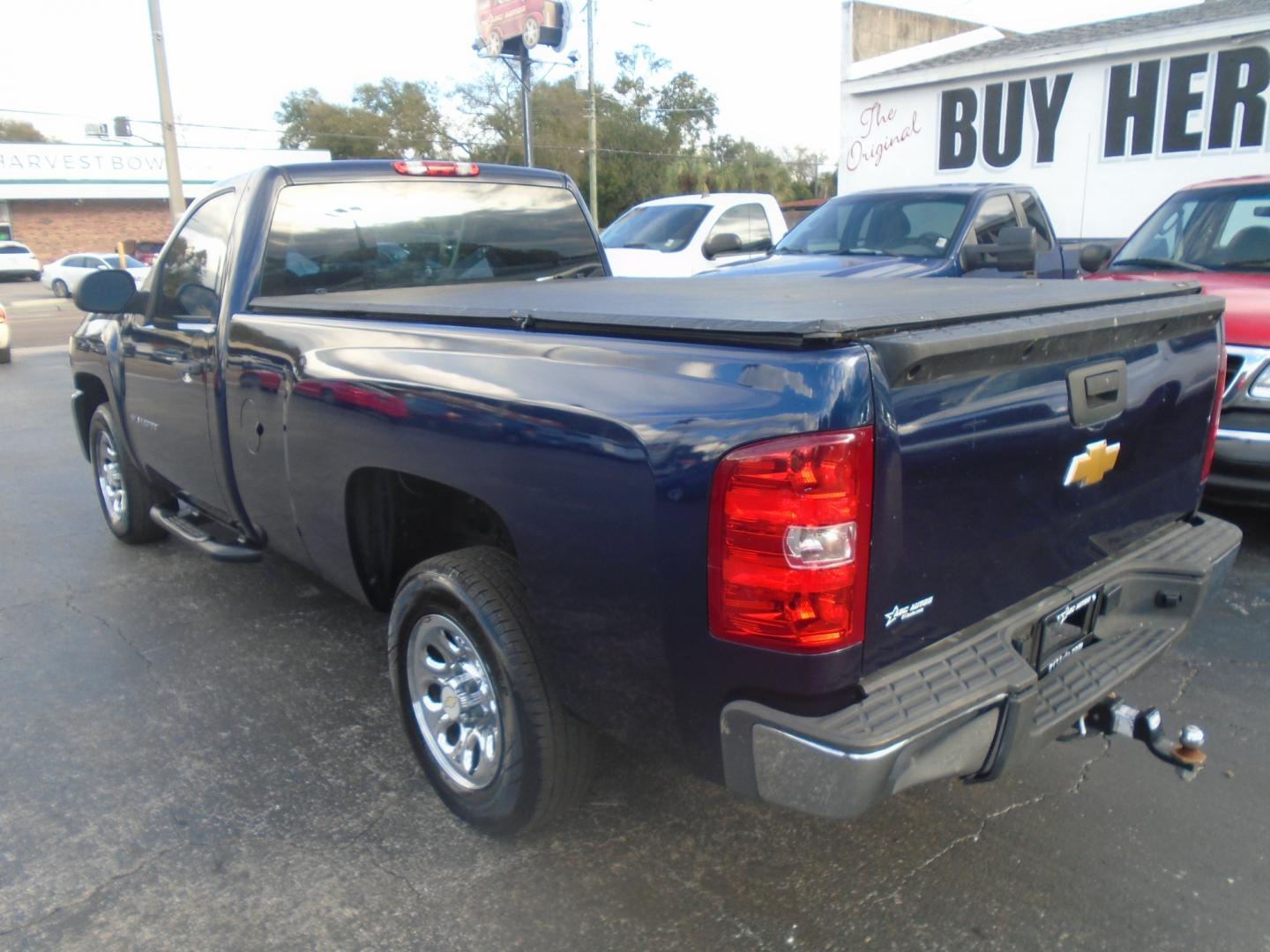 2012 BLUE /Black CHEVROLET SILVERADO Work Truck 2WD (1GCNCPEXXCZ) with an V6 4.3L MFI engine, located at 6112 N Florida Avenue, Tampa, FL, 33604, (888) 521-5131, 27.954929, -82.459534 - Photo#6